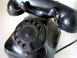 This photo of a vintage telephone was taken by Italian designer/photographer "Duchessa".